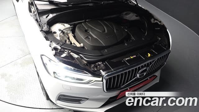 Volvo XC60 2019 — Şəkil 6/20