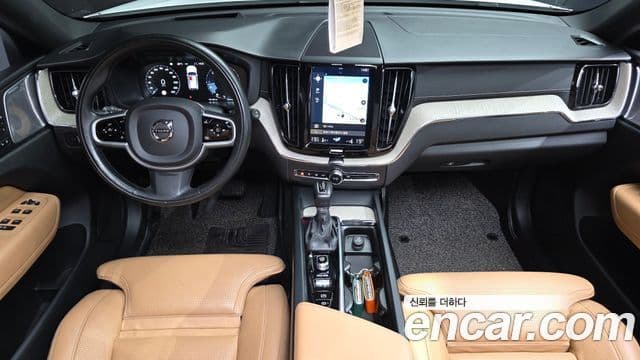 Volvo XC60 2019 — Şəkil 7/20