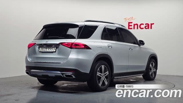 Mercedes-Benz GLE-Class 2020 — Şəkil 2/20
