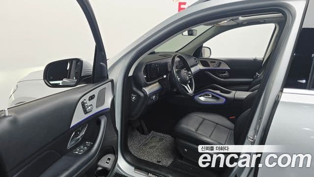 Mercedes-Benz GLE-Class 2020 — Şəkil 10/20