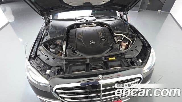 Mercedes-Benz S-Class 2021 — Фото 6/20