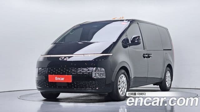 Hyundai Staria 2023 — Şəkil 1/20