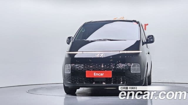 Hyundai Staria 2023 — Şəkil 3/20