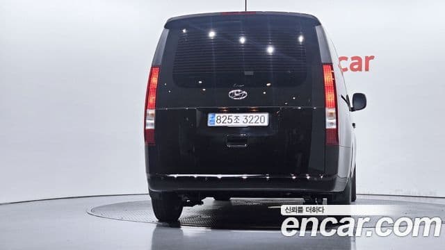 Hyundai Staria 2023 — Şəkil 4/20