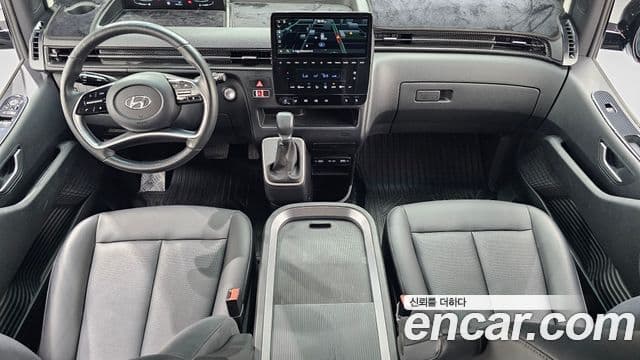 Hyundai Staria 2023 — Şəkil 7/20