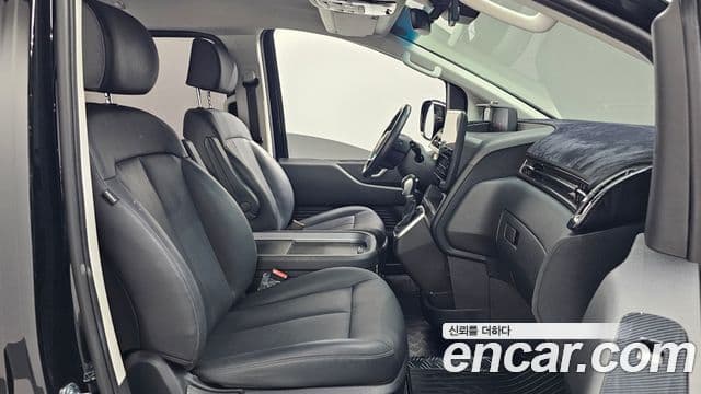 Hyundai Staria 2023 — Şəkil 11/20