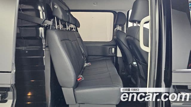 Hyundai Staria 2023 — Şəkil 12/20