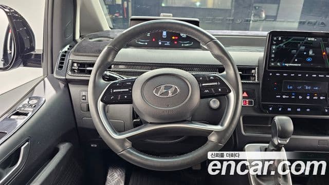 Hyundai Staria 2023 — Şəkil 13/20