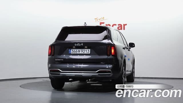 Kia Sorento 2023 — Şəkil 4/20