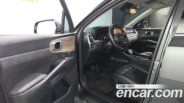 Kia Sorento 2023 — Şəkil 10/20
