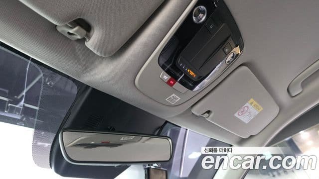 Kia Sorento 2023 — Şəkil 19/20