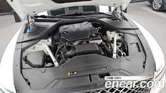 Genesis Electrified G80 2022 — ფოტო 6/20