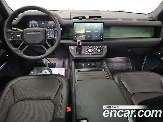 Land Rover Defender 2023 — Photo 3/20