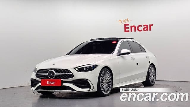 Mercedes-Benz C-Class 2023 — Фото 1/20