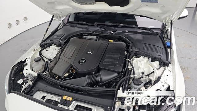 Mercedes-Benz C-Class 2023 — Фото 6/20