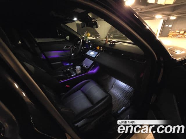 Land Rover Range Rover Velar 2020 — Photo 2/10