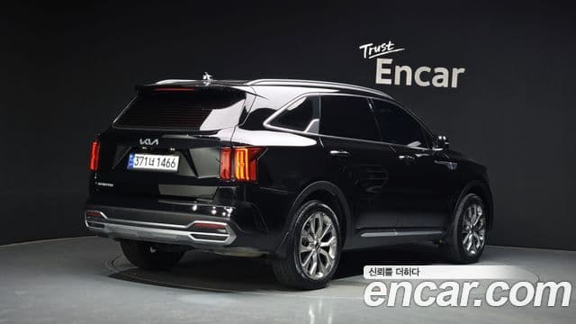 Kia Sorento 2023 — Şəkil 2/20