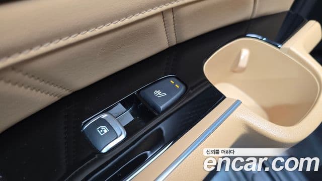 Kia Sorento 2023 — Şəkil 18/20