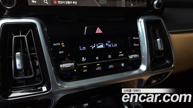 Kia Sorento 2023 — Şəkil 19/20