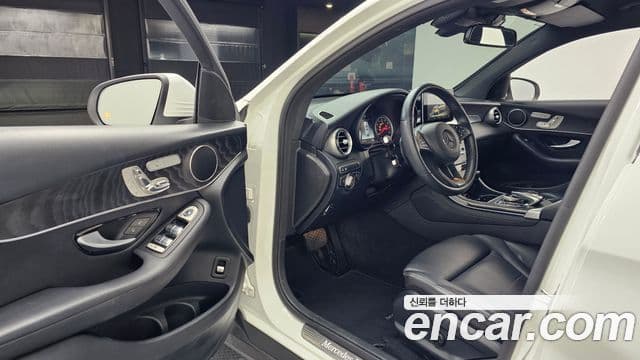 Mercedes-Benz GLC-Class 2019 — Фото 10/20