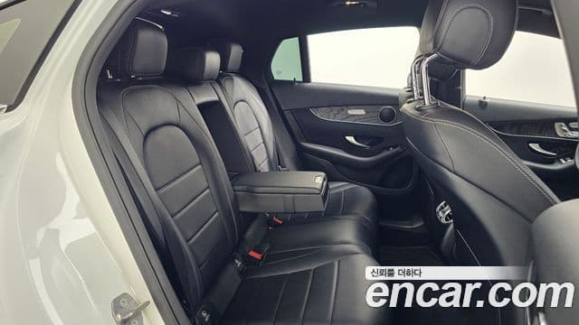 Mercedes-Benz GLC-Class 2019 — Фото 12/20