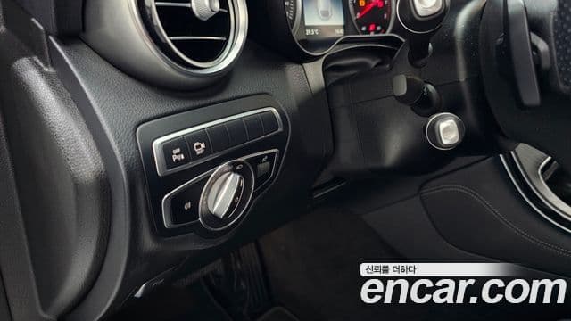 Mercedes-Benz GLC-Class 2019 — Фото 18/20