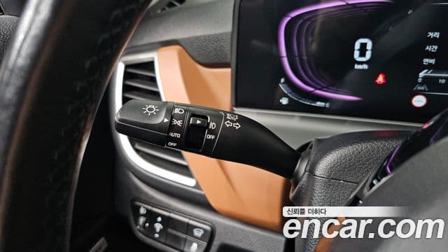 Kia Seltos 2024 — Şəkil 15/20