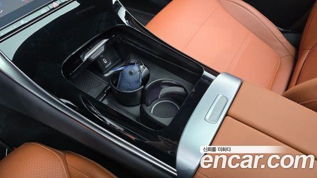 Mercedes-Benz GLC-Class 2024 — ფოტო 9/20