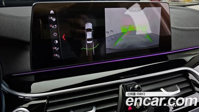 BMW 5 Series 2019 — Фото 15/20