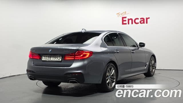 BMW 5 Series 2018 — Фото 2/20