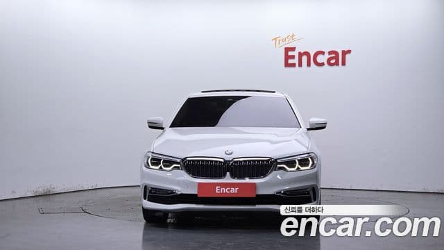 BMW 5 Series 2018 — Şəkil 3/20