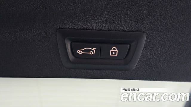 BMW X6 2022 — ფოტო 16/20