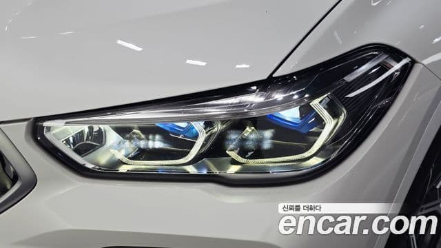 BMW X6 2022 — Şəkil 34/37