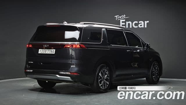 Kia Carnival 2022 — Фото 2/20