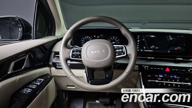 Kia Carnival 2022 — Фото 13/20