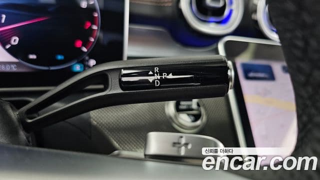 Mercedes-Benz C-Class 2025 — Фото 8/20