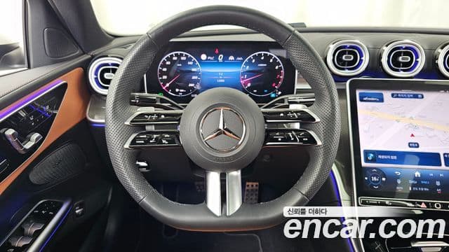 Mercedes-Benz C-Class 2025 — Фото 13/20