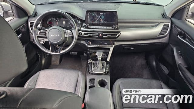 Kia Seltos 2022 — ფოტო 7/20