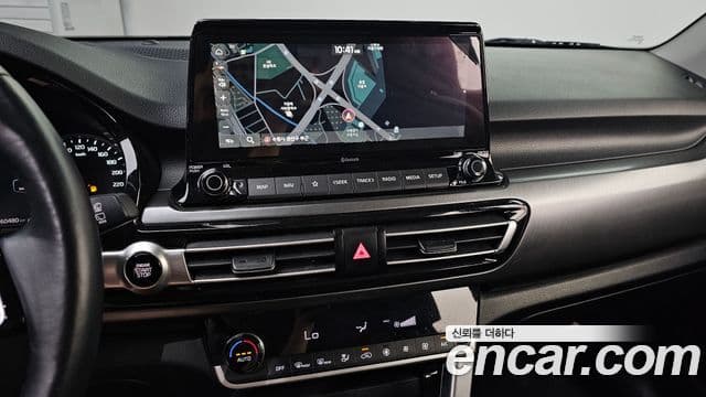 Kia Seltos 2022 — ფოტო 14/20