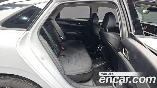Kia K5 2026 — ფოტო 11/20