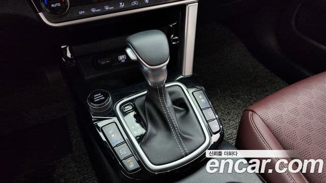 Kia Seltos 2020 — ფოტო 9/20