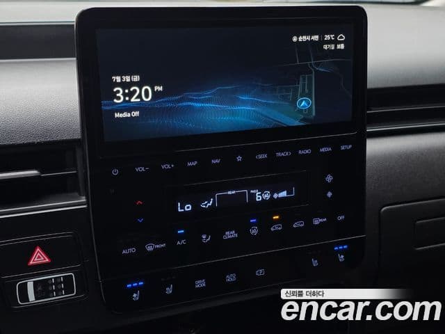 Hyundai Staria 2021 — ფოტო 8/18
