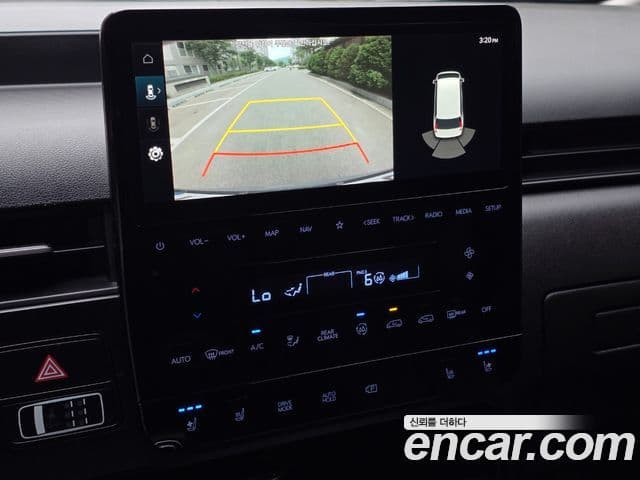 Hyundai Staria 2021 — ფოტო 9/18