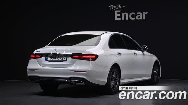 Mercedes-Benz E-Class 2023 — Şəkil 2/20