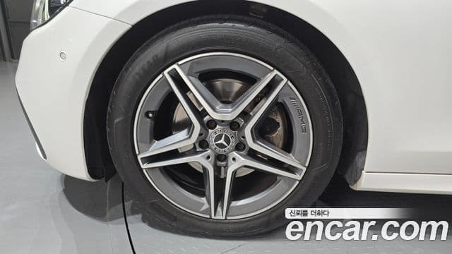 Mercedes-Benz E-Class 2023 — Şəkil 5/20