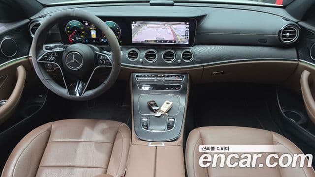 Mercedes-Benz E-Class 2023 — Şəkil 7/20