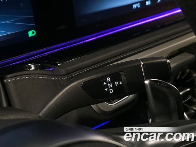 Mercedes-Benz G-Class 2021 — Photo 14/20