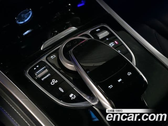 Mercedes-Benz G-Class 2021 — Photo 3/20