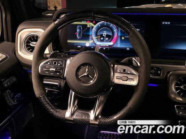 Mercedes-Benz G-Class 2021 — Photo 11/20