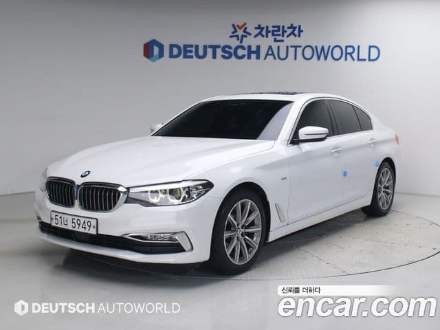 BMW 5 Series 2018 — Şəkil 9/20